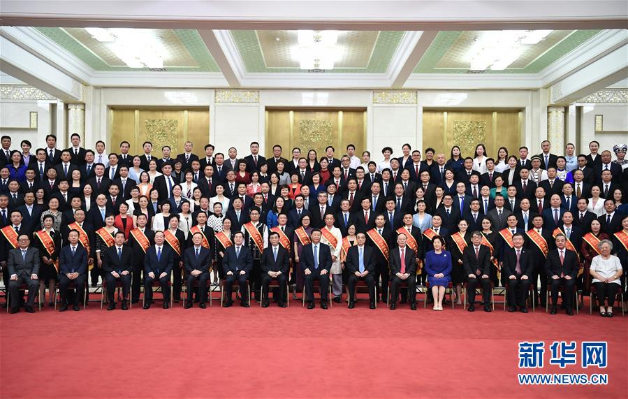 我院党委书记高宏君参加中国红十字会第十一次全国会员代表大会