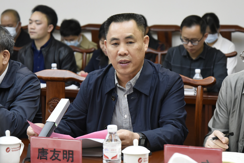 5唐友明院长讲话.jpg 5唐友明院长讲话.jpg