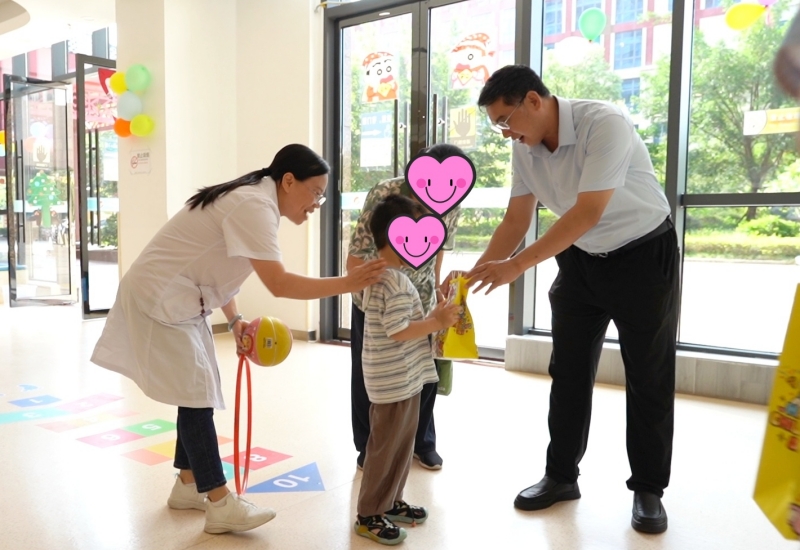 赠送礼品2_副本.jpg